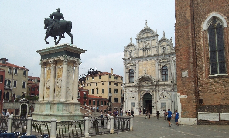 2011-030- Piazza di SS San Giovanni e Paolo